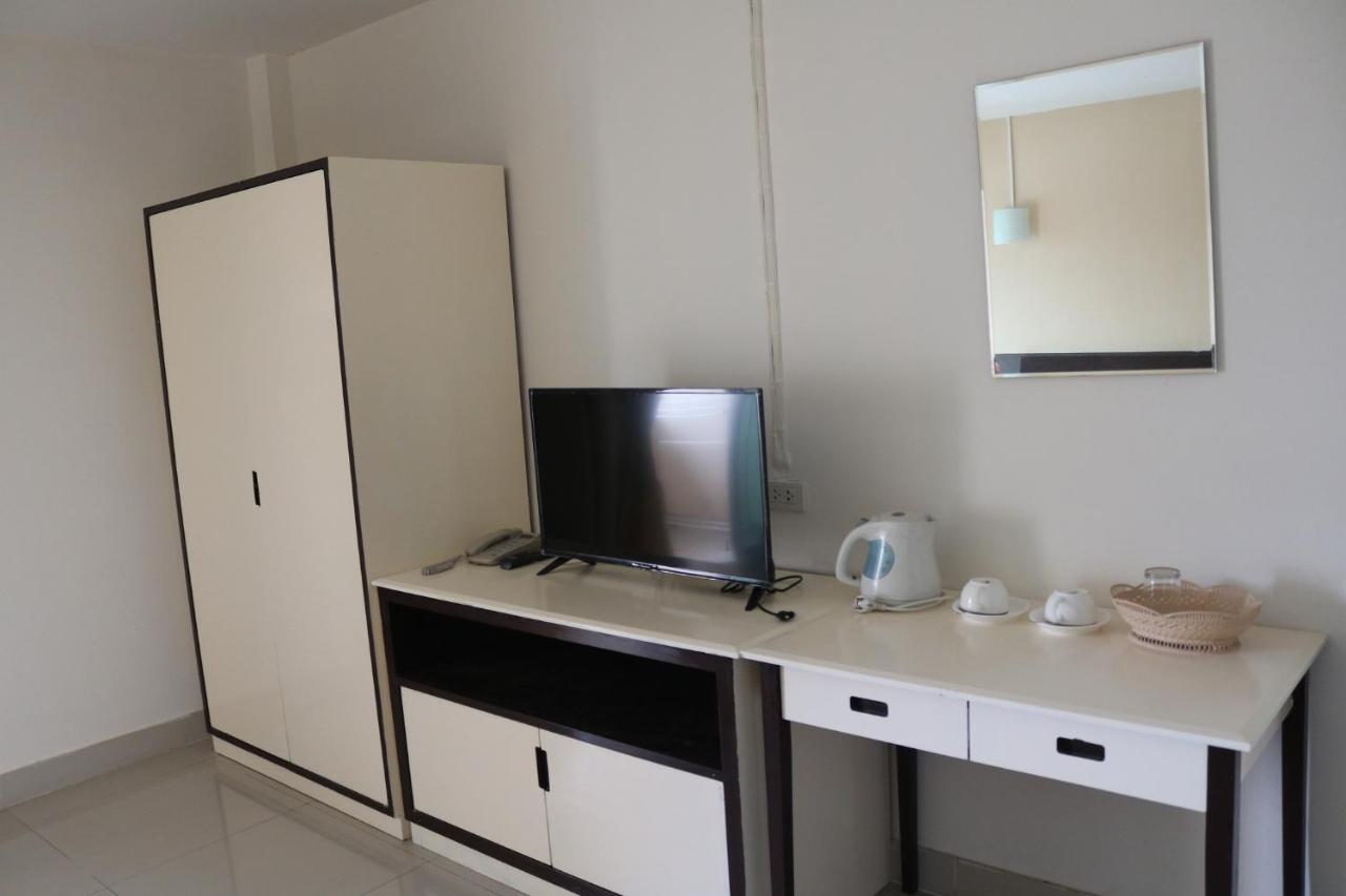 Ladapan Mansion Appartement Nonthaburi Buitenkant foto