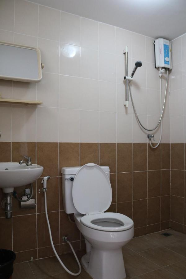 Ladapan Mansion Appartement Nonthaburi Buitenkant foto